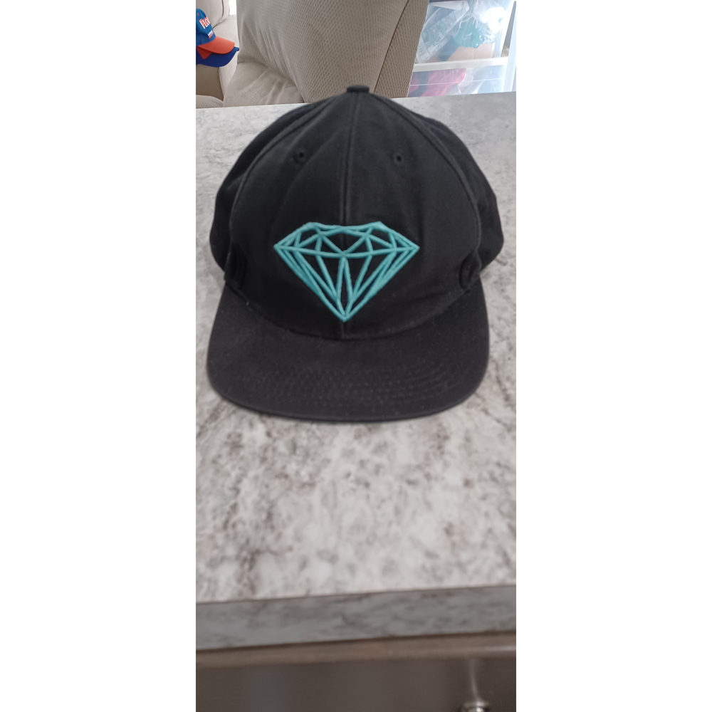 Vintage Diamond One Size Snapback Hat Cap/Black Flat Bill